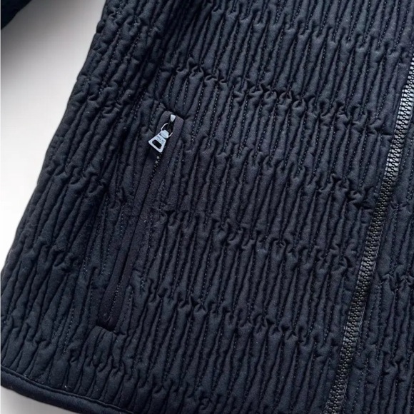 PRADA Vintage Zip - Picture 4 of 11